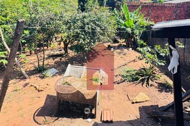 Casa &agrave; venda - 100m&sup2; - Zona V