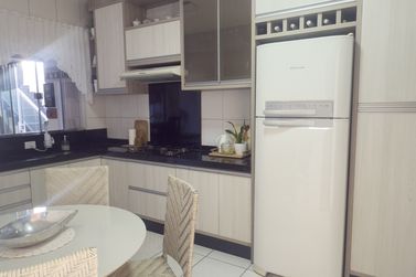 Casa &agrave; venda - 240m&sup2; - Parque Alto da Paran&aacute;