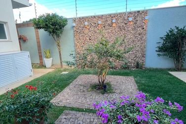 Casa &agrave; venda - 419m&sup2; - Jd Veleiros