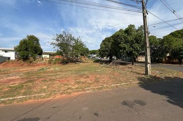 Terreno &agrave; venda - 432m&sup2; - -