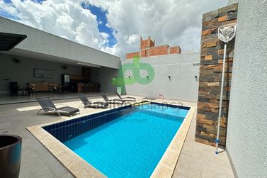 Sal&atilde;o Comercial &agrave; venda - 150m&sup2; - ZONA VII