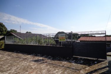 Casa &agrave; venda - 202m&sup2; - Zona Armazem