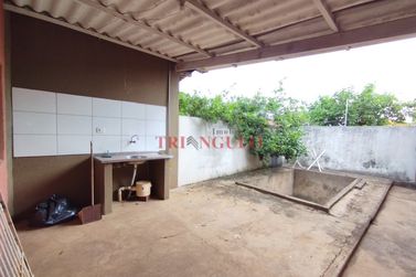 Casa para alugar - 182m&sup2; - JARDIM BELVEDERE