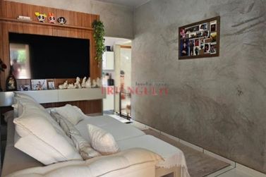 Casa &agrave; venda - 74m&sup2; - CENTRO