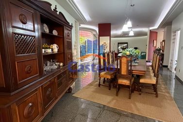 Casa para alugar - 510m&sup2; - ZONA II