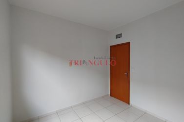 Casa para alugar - 590m&sup2; - ZONA VI