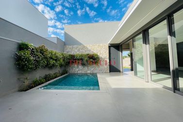 Casa &agrave; venda - 247m&sup2; - RESIDENCIAL EURO PARK