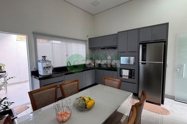 Casa &agrave; venda - 92m&sup2; - JARDIM TROPICAL