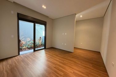 Casa &agrave; venda - 283m&sup2; - PARQUE RESIDENCIAL INTERLAGOS