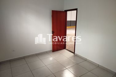 Sal&atilde;o Comercial para alugar - 700m&sup2; - Jardim Santiago