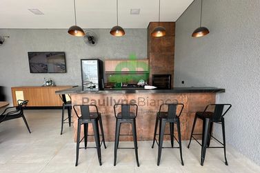 Sal&atilde;o Comercial &agrave; venda - 150m&sup2; - ZONA VII