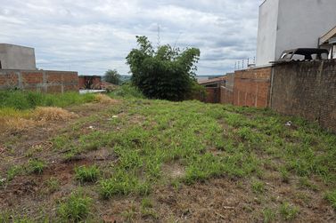 Terreno &agrave; venda - 210m&sup2; - JARDIM ORIENTE