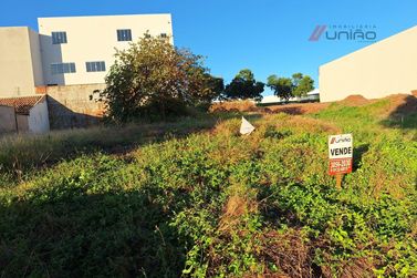 Terreno &agrave; venda - 270m&sup2; - Parque Alto da Paran&aacute;