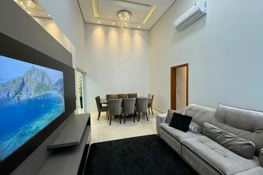 Casa &agrave; venda - 142m&sup2; - Jardim Primavera