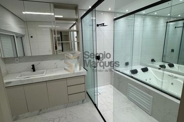 Apartamento &agrave; venda - 300m&sup2; - Zona III