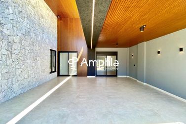 Casa &agrave; venda - 238m&sup2; - Tropical II