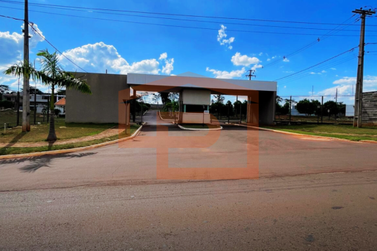 Terreno &agrave; venda - 375m&sup2; - Porto Camargo