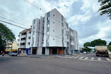 Apartamento &agrave; venda - 106m&sup2; - Zona I