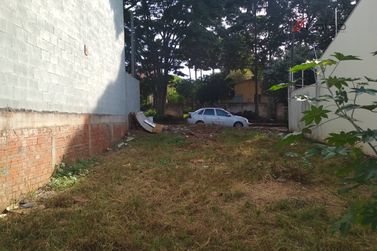 Terreno &agrave; venda - 292m&sup2; - Zona VII