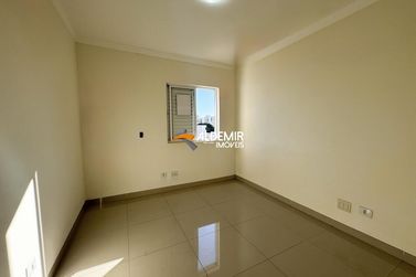 Apartamento &agrave; venda - 111m&sup2; - Zona 3