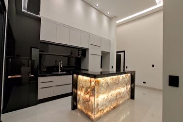 Casa &agrave; venda - 241m&sup2; - Paysage Essenza Condom&iacute;nio