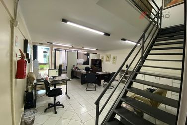 Sal&atilde;o Comercial &agrave; venda - 84m&sup2; - Zona I