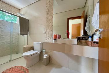 Casa &agrave; venda - 338m&sup2; - ZONA I