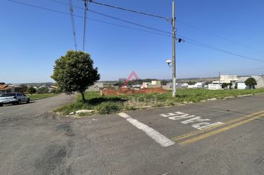 Terreno &agrave; venda - 308m&sup2; - Parque Residencial Metropolitano