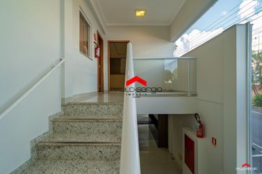 Sala Comercial &agrave; venda - 241m&sup2; - Zona I
