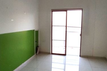 Casa &agrave; venda - 257m&sup2; - ZONA VII