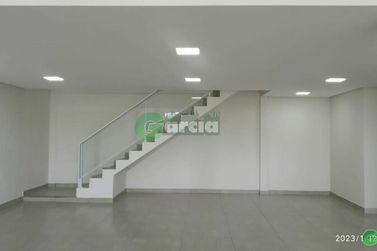 Sal&atilde;o Comercial para alugar - 240m&sup2; - Parque Colina Verde