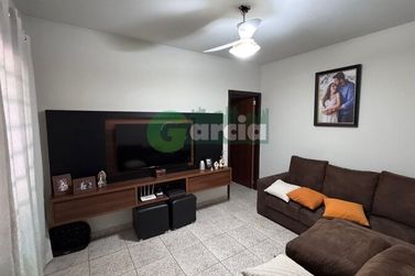 Sal&atilde;o Comercial &agrave; venda - 700m&sup2; - Zona VI