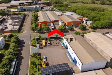 Sal&atilde;o Comercial &agrave; venda - 1100m&sup2; - Parque Industrial