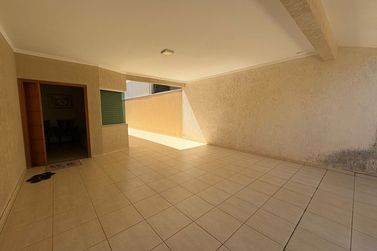 Casa &agrave; venda - 420m&sup2; - JARDIM SUZUKI