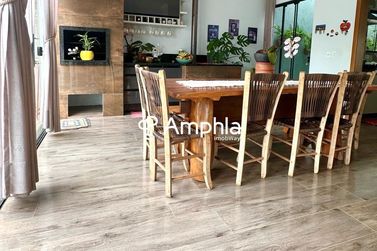 Casa &agrave; venda - 173m&sup2; - Centro