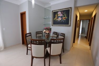 Apartamento &agrave; venda - 206m&sup2; - Zona I