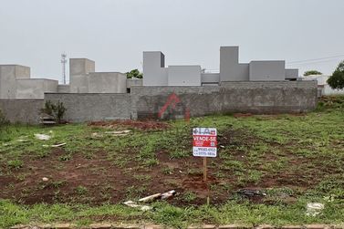 Terreno &agrave; venda - 200m&sup2; - Parque Residencial Belo Horizonte