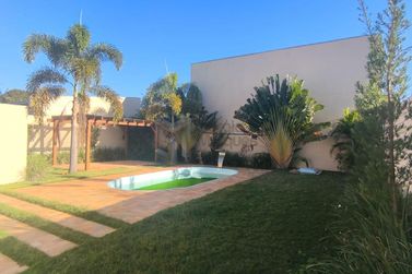 Casa &agrave; venda - 675m&sup2; - Centro