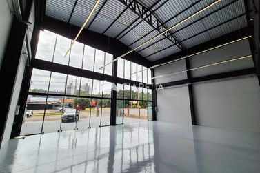Sala Comercial &agrave; venda - 550m&sup2; - VILA BECKER