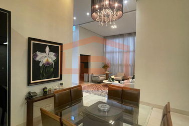 Casa &agrave; venda - 314m&sup2; - Jardim Petr&oacute;polis