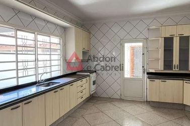 Sobrado para alugar - 267m&sup2; - Zona II