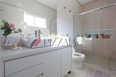 Sobrado &agrave; venda - 242m&sup2; - Zona II