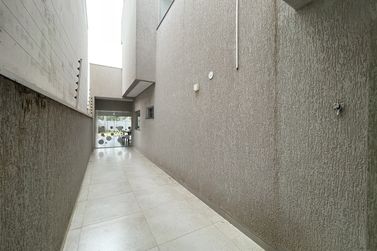 Casa para alugar - 252m&sup2; - ZONA VII