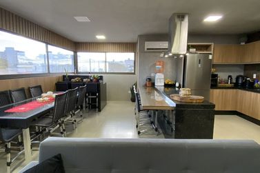 Apartamento &agrave; venda - 144m&sup2; - ZONA III