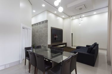 Casa &agrave; venda - 390m&sup2; - Zona I