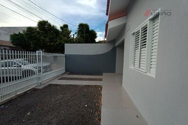 Casa &agrave; venda - 130m&sup2; - Zona VII