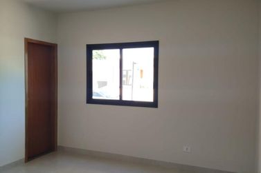 Casa &agrave; venda - 80m&sup2; - Zona V
