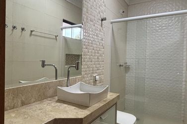 Casa para alugar - 143m&sup2; - Zona V