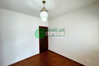 Casa &agrave; venda - 360m&sup2; - Jardim Harmonia