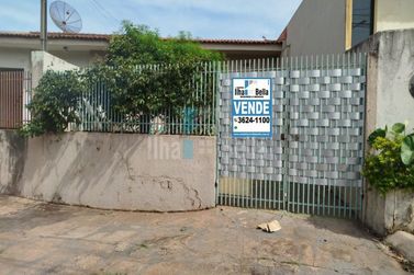 Casa &agrave; venda - Zona I